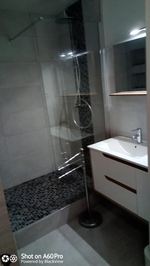 Appartamento Au Meublé des Roches Saint-Gilles-les Bains Esterno foto